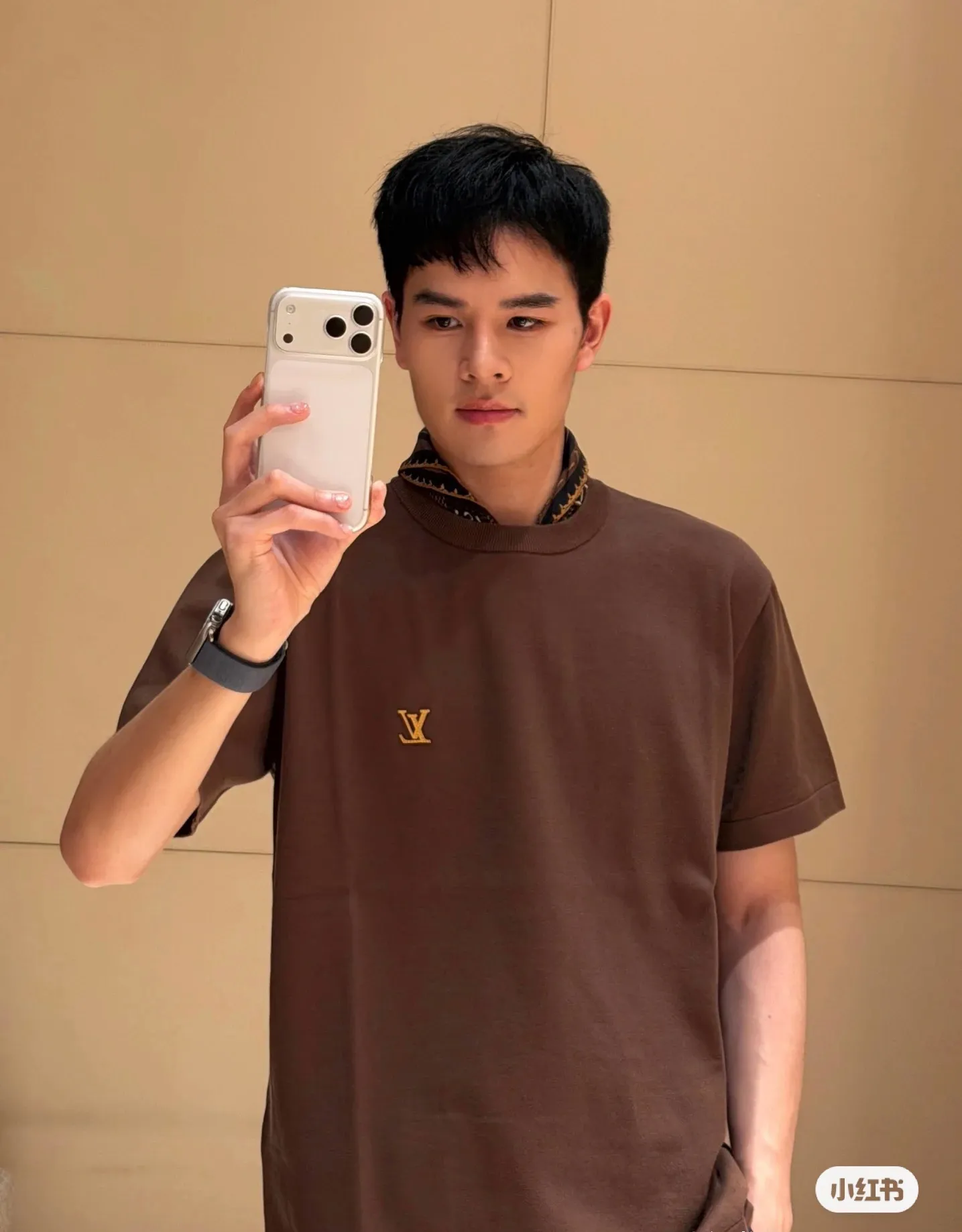 Louis Vuitton/Louis Vuitton 26ss chest silicone badge knitted short sleeves